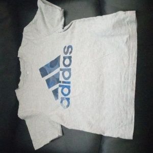 ADIDAS BOYS SIZE 4 SHIRT